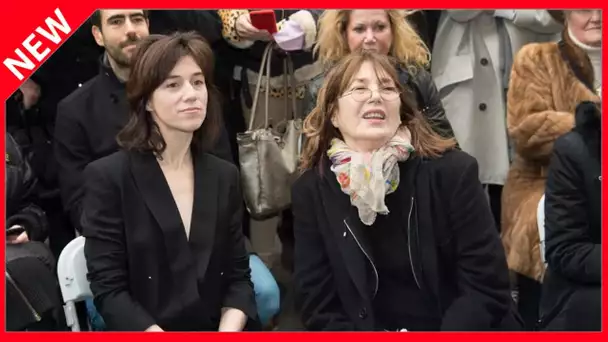 ✅  Charlotte Gainsbourg : son émouvante déclaration à sa mère Jane Birkin