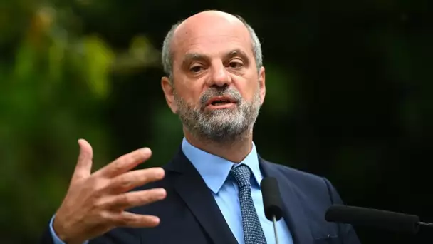 Protocole scolaire à l'école : ce que devrait annoncer Jean-Michel Blanquer