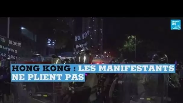 Sit-in de militants prodémocratie dans un centre commercial à Hong Kong