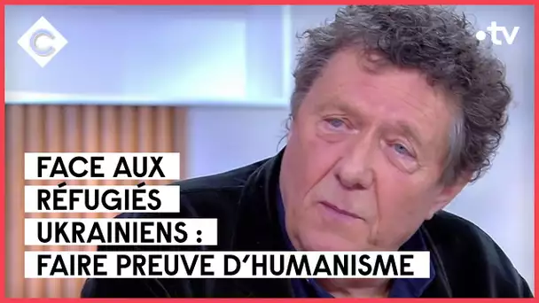 Ukraine : une guerre qui rassemble les Français, avec Jean Viard - C à vous - 11/03/2022