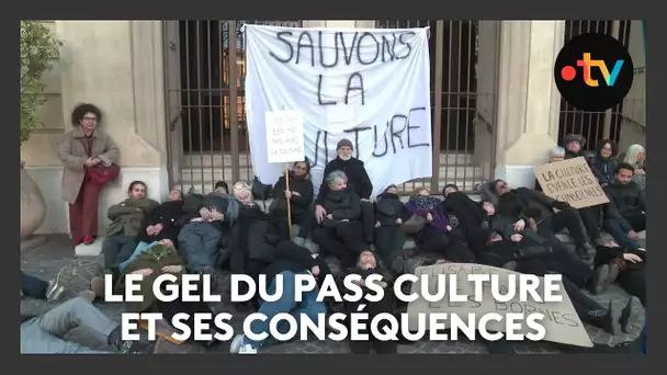 Gel du Pass Culture : manifestation des enseignants et acteurs de la culture