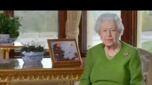 La reine "face à un dilemme" après l'annulation du service du Commonwealth - "Doit choisir judicieus
