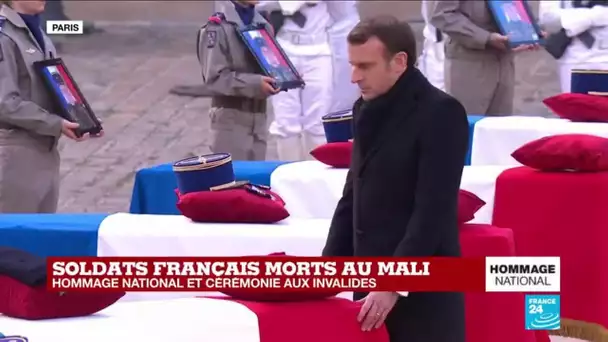 Emmanuel Macron remet les décorations aux 13 soldats français morts au Mali