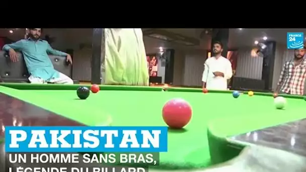 Un homme né sans bras, légende du billard au Pakistan