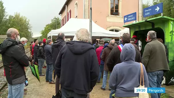 Mobilisation contre l'arrêt de la desserte de la gare de Villefranche-du-Périgord