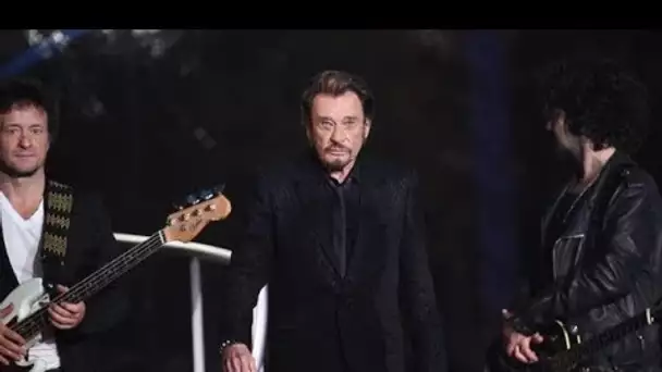 Johnny Hallyday : un nouvel album posthume bientôt dans les bacs, les proches du...