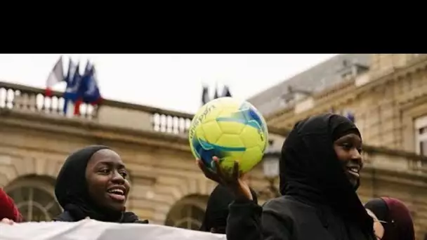 Football : le Conseil d'État maintient l'interdiction du hijab en compétition