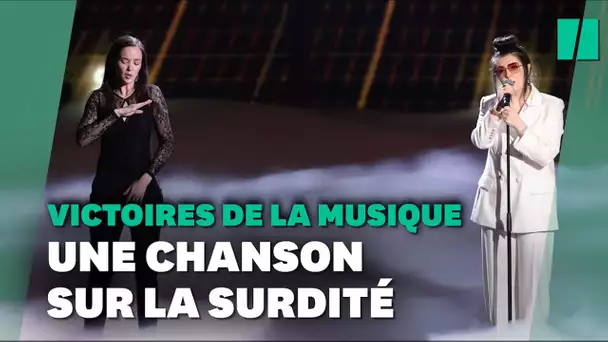 Aux Victoires 2022, cette chanson d'Hoshi interprétée en langage des signes