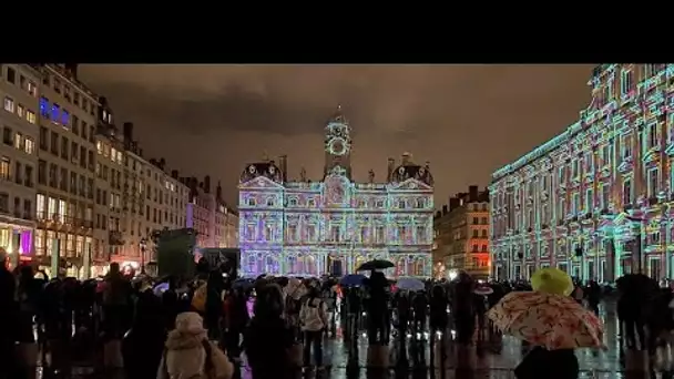 Fête des Lumières 2021 : les aficionados au rendez-vous pour l'ouverture