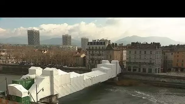 Grenoble : dans les entrailles de la passerelle Saint-Laurent