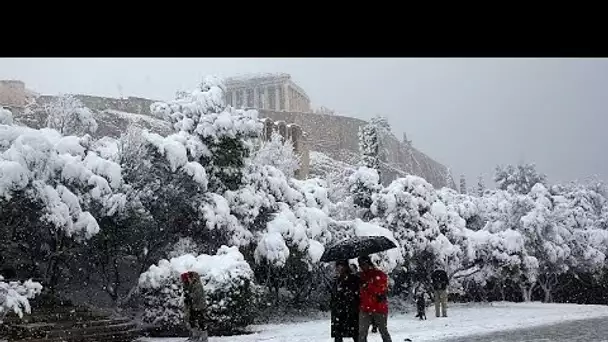 Athènes sous la neige