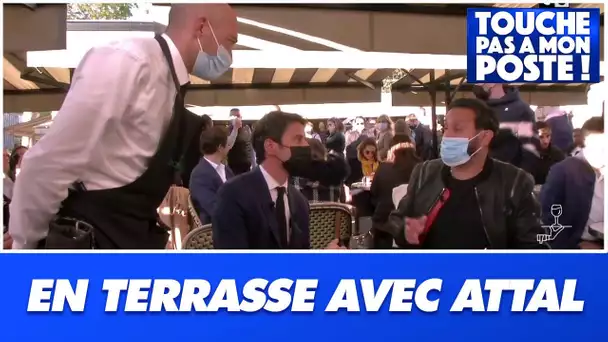 Cyril Hanouna et Gabriel Attal se déconfinent en terrasse !