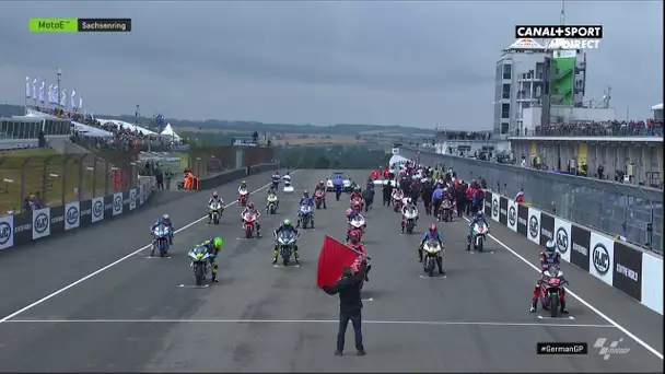 Le départ de la course historique !