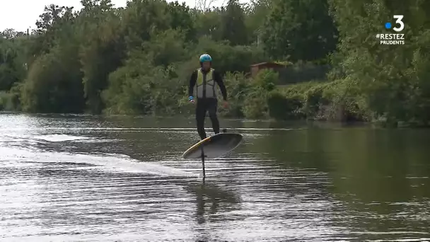 Faire du surf électrique ( E-Foil) à La Suze sur Sarthe, c'est possible !