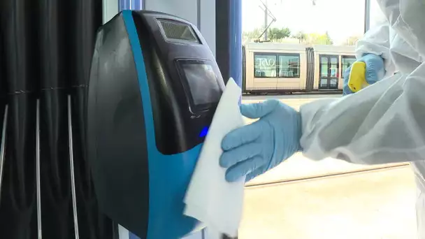 Coronavirus : la désinfection du tram et des bus à Orléans