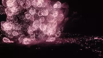 Regardez le plus gros feu d’artifice du monde !