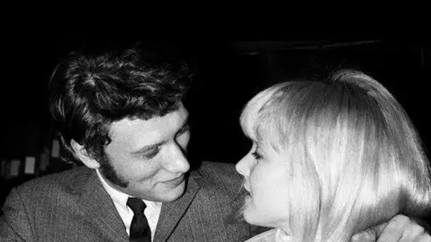 Sylvie Vartan tord le cou aux rumeurs  elle n’était pas fâchée avec Johnny sur la fin de sa vie