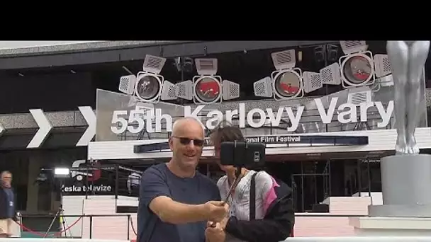 La ville thermale de Karlovy-Vary accueille le plus grand festival de cinéma d'Europe centrale