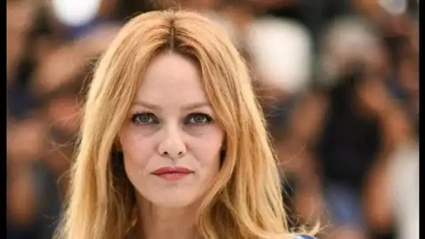 Attaquée sur le prix des billets de sa nouvelle pièce de théâtre, Vanessa Paradis...