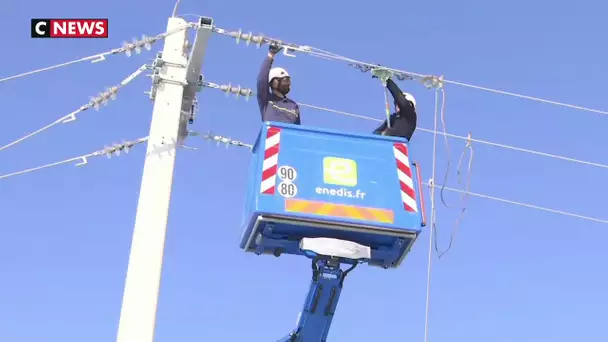 Coupures de courant : les techniciens d'Enedis au travail après les chutes de neige