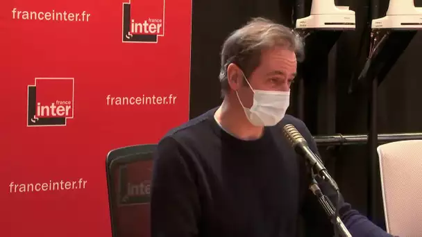 Un striptease pour Jean-Pierre Pernaut -Tanguy Pastureau maltraite l'info