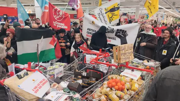 Colère des agriculteurs : une action coup de poing dans un hypermarché de Villeneuve-d'Ascq