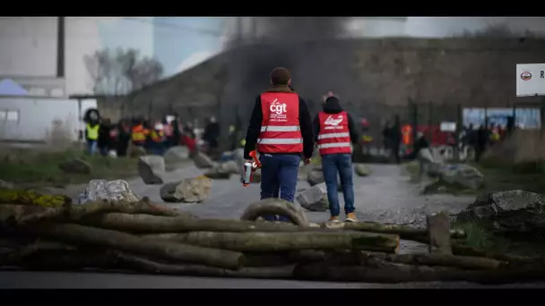 Raffinerie TotalEnergies de Donges : trois salariés réquisitionnés, selon la CFDT