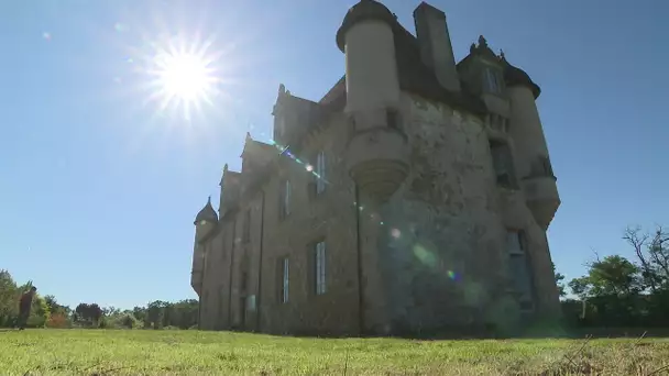 Le FRAC s'expose au château de la Borie en Haute-Vienne