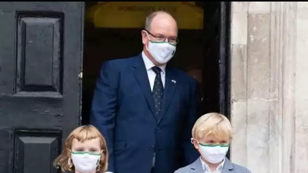 "Hâte qu'elle m'aide avec les enfants" : le prince Albert prie Charlene de rentrer à...