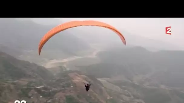 Le Népal, paradis du parapente