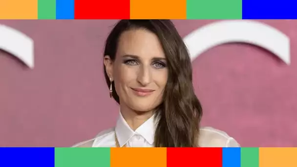 "Il était malade" : en larmes, Camille Cottin évoque la mort récente de son père