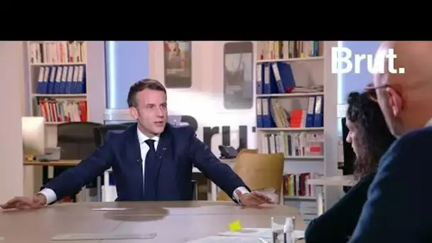 Emmanuel Macron et la jeunesse : le président admet des "violences policières"