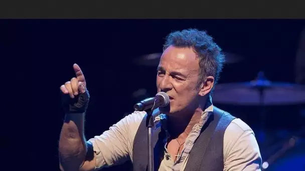 Un fan sèche les cours et finit par partager la scène avec Bruce Springsteen