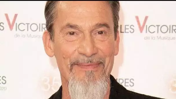 Florent Pagny fait son grand retour en France : Pour quelle raison le chanteur a-t-il...