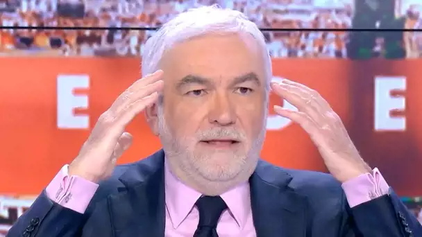 "Il a tout de boboland !" : Pascal Praud répond sèchement à Raphaël Glucksmann