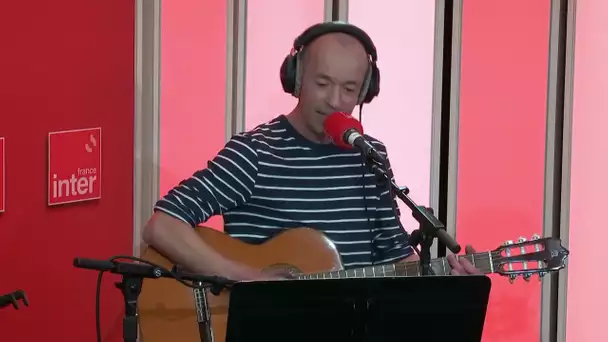 Et on tend le bras droit - La chanson de Frédéric Fromet