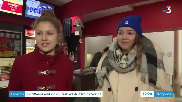 Des lycées s'essaient au métier de journaliste durant le festival du cinéma de Sarlat