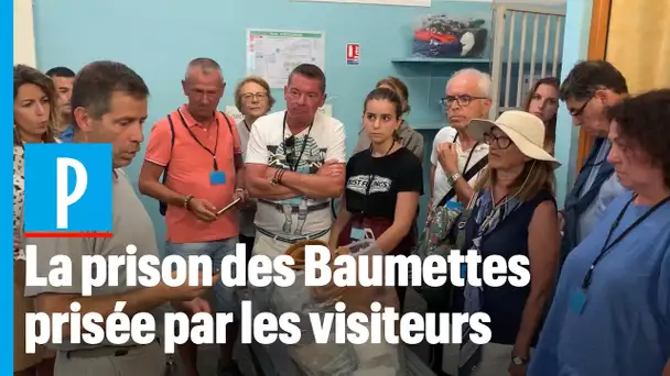 A Marseille, les visiteurs se ruent à la prison des Baumettes