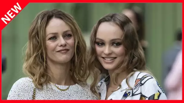 ✅  “Sortez-le !” : Lily-Rose Depp et Vanessa Paradis s’engagent contre Donald Trump