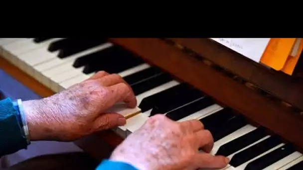 Huit heures non-stop de piano pour un marathon au théâtre des Bouffes du Nord