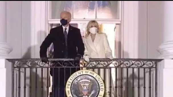 Jill Biden en monochrome blanc... On copie son look !