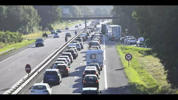 Hausse des prix des carburants : les transporteurs routiers organisent des barrages filtrants