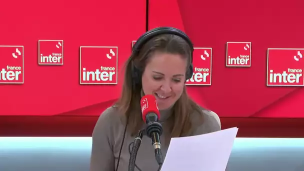 FFF : On touche aux femmes mais pas à Zidane - Le Billet de Charline dans "C'est encore nous  !"