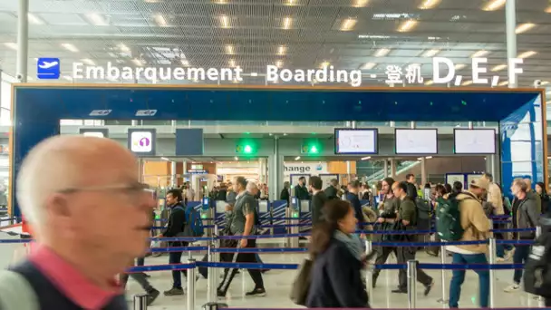 9,8 millions de voyageurs en juillet : les aéroports parisiens retrouvent presque leur fréquentat…