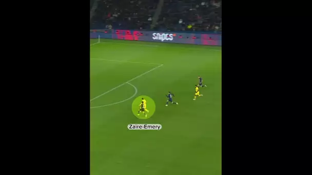 Warren never gives up! 🔥 #Ligue1 #PSG #ZaireEmery #Tackle #Ligue1McDonalds #Run