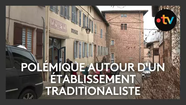 Education. Polémique autour d'un établissement traditionaliste