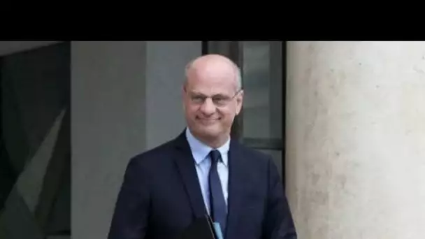 Jean-Michel Blanquer : sa réponse aux critiques qui s’opposent à la vaccination...