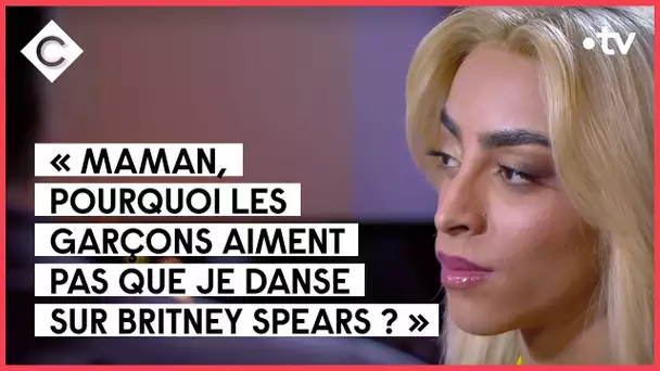 Bilal Hassani et Amina Frühauf unis contre le harcèlement - C à vous - 25/03/2022