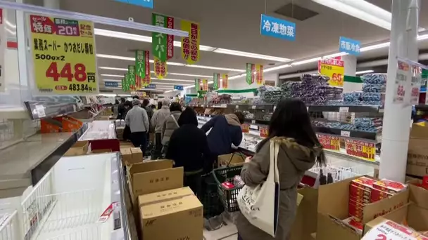 Les Japonais se ruent dans les supermarchés par crainte du confinement