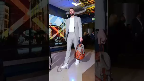 What makes a great suit? Kevin Love knows #NBAStyle 👀🔥|#Shorts